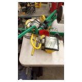 Portable Work Light Set with Adjustable Green Stand