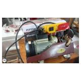 Pittsburgh Automotive Remote Controlled Electric Hoist with Controls