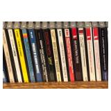 LR - Extensive Collection of Music CDs Including Classical, Jazz, Pop Genres and More
