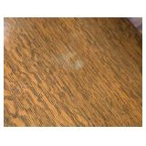 ML - Antique Round Oak Dining Table with Carved Paw Feet and 4 Leaves