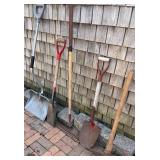 Set of 5 Garden Tools Including Shovels, Rake and Snow Shovel