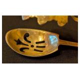 ML - Vintage Rogers Sterling Silver Pierced Serving Tongs