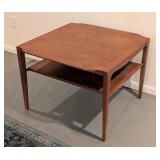 LL - Vintage Drexel Wood Side Table with Shelf