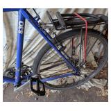 G - Trek 830 Mountain Track Bicycle with Rear Rack