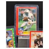 (10) Assorted Vintage 1985 & 1986 Topps Hall of Fame Football Cards