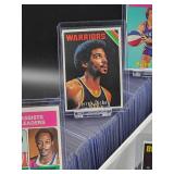 (200) Plus Assorted Vintage 1975 - 76 Topps Basketball Cards