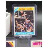 (200) Plus Assorted Vintage 1975 - 76 Topps Basketball Cards