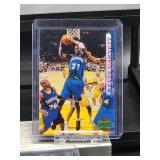 (12) Assorted Minnesota Timberwolves HOF Great "Kevin Garnett" NBA Basketball Cards