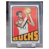 (12) Assorted Vintage 1972-73 Topps Basketball Cards