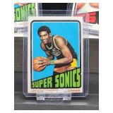 (12) Assorted Vintage 1972-73 Topps Basketball Cards