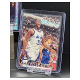 (12) Assorted Years Lakers HOF Great "Shaquille O