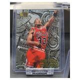 (12) Assorted Vintage Bulls HOF Great "Scottie Pippen" NBA Basketball Cards