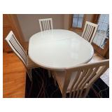 Vintage Contemporary Dining Table with 4 Chairs