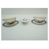 Vintage Blue Willow 1832 Gravy Boats-England; & Blue Onion Sugar/Creamer-Japan