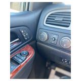 2013 CHEVROLET SUBURBAN LTZ *4x4 | No Accidents | 3rd Row* (NO RESERVE)