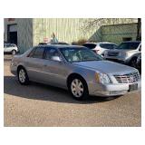 2006 CADILLAC DTS LUXURY I  *2 Owner* (NO RESERVE)