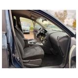 2015 NISSAN ROGUE SELECT S *All Wheel Drive* (NO RESERVE)