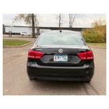 2015 VOLKSWAGEN PASSAT 1.8T SE (NO RESERVE)