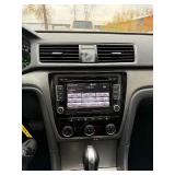 2015 VOLKSWAGEN PASSAT 1.8T SE (NO RESERVE)