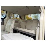 2010 CHRYSLER TOWN AND COUNTRY LIMITED *2 Owner* (NO RESERVE)