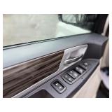 2010 CHRYSLER TOWN AND COUNTRY TOURING *No Accidents* (NO RESERVE)