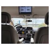 2010 CHRYSLER TOWN AND COUNTRY TOURING *No Accidents* (NO RESERVE)