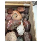 LARGE AND UNSEARCHED RAW Agate and Geode / Nodule lot 1