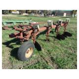 International 710 4 Bottom Semi Mount Plow