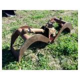 Boom Lift Style Grapple