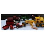8 Mid Century Metal Toys Tonka Ertl etc Vintage Farm & Construction Toy Vehicle Lot – Mixed Metal & Plastic
