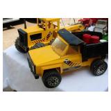 8 Mid Century Metal Toys Tonka Ertl etc Vintage Farm & Construction Toy Vehicle Lot – Mixed Metal & Plastic