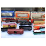 Lionel & Industrial Rail 7-Piece Rolling Stock Lot + Station Platform (w/Boxes)