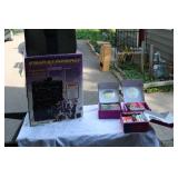 Singalodeon Karaoke Machine in Box with Lyrics, Cassettes and New Blank Cassettes