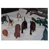 Dinosaur Collection – 19 Toy Dinosaurs + Illustrated Dinosaur Encyclopedia