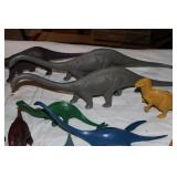 Dinosaur Collection – 19 Toy Dinosaurs + Illustrated Dinosaur Encyclopedia