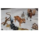 Massive Collection of Plastic & Rubber Animal Figures – Hundreds Included