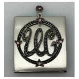 Jeweled Initial W Compact With Magnification