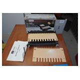 Craftsman 8" Depth Dovetail Joint Fixture Kit