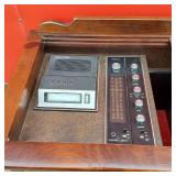 Magnavox Cabinet 8 Track and Record Player - 8 Track did not work, did not test record player