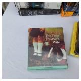 Lot of Books on CD - JD Robb, Nicholas Sparks and Others