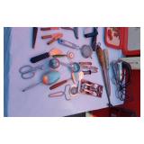 Large Lot of Vintage Kitchent Utensils