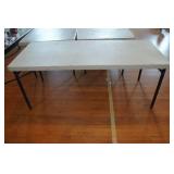 Plastic Banquet Table