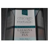 Farberware 9 x 13 Cake Pan, Chicago Metallic Lasagna Trio Pan