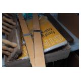 Singer Skirt Markers, Assorted Hangers