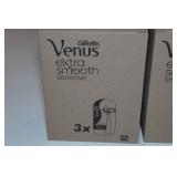 *12* Gillette Venus Extra Smooth Sensitive Razors