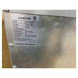 Zomagas 100LBS/24H Commercial Ice Maker Machine
