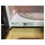 GE 1.6 Cu. Ft. Countertop Microwave Oven (Slightly Used)