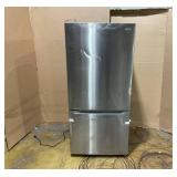 Vissani 18.7 cu. ft. Bottom Freezer Refrigerator in Stainless Steel (Slightly Used, Transit Damage)