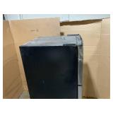 Vissani 18 cu. ft. Top Freezer Refrigerator in Stainless Steel Look (Transit Damage)