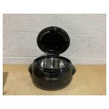 LOT OF 3 Kitchen HQ Large & Small Thermal Microwaveable Insulated Bowls w/Lids Black